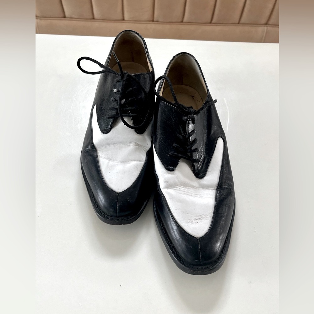 Black & White 8.5 Leather Oxford